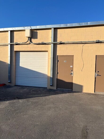 More Photos Of 11601 Pellicano Dr, El Paso Unknown For Lease