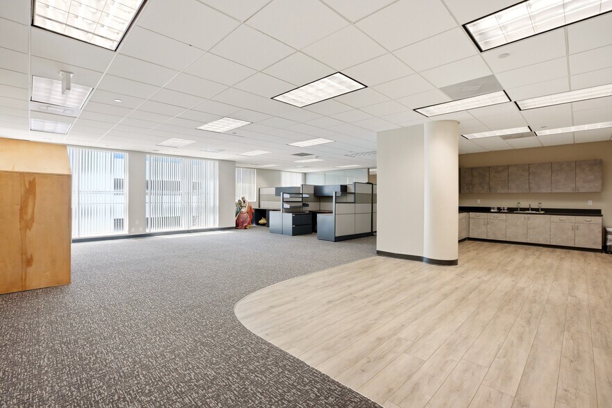 More Photos Of 7900 NW 154th St, Miami Lakes Office Residential For Lease
