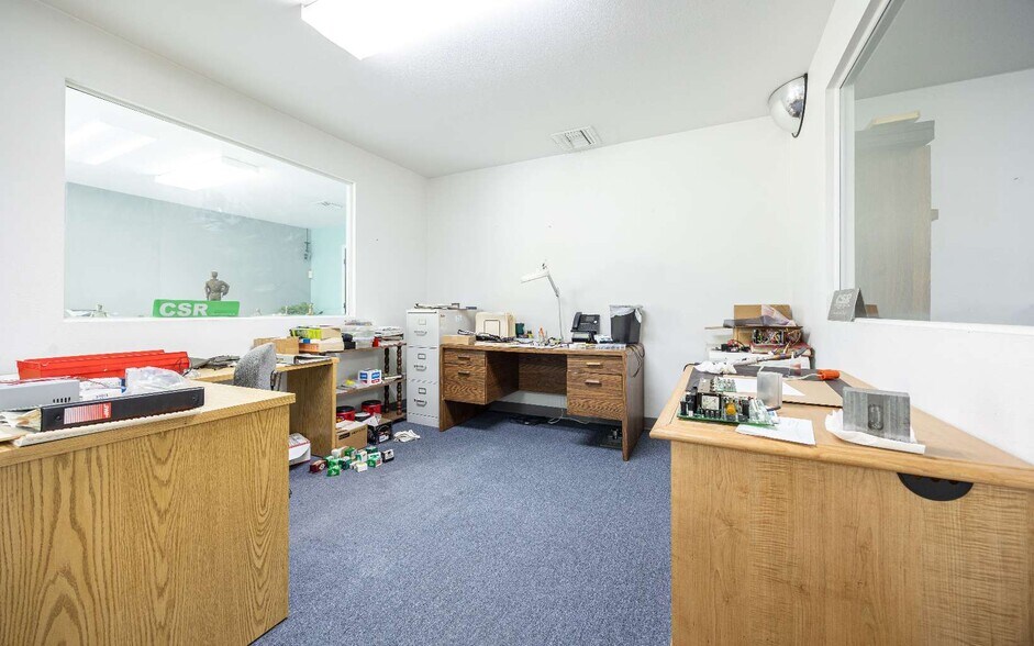 More Photos Of 16936 County Road 252, Mc Alpin Warehouse For Sale