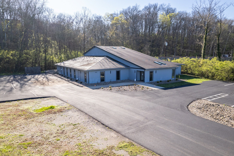 Primary Photo Of 6620 Clough Pike, Cincinnati Medical For Lease