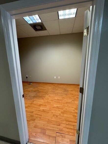 More Photos Of 1917 US Highway 27 N, Sebring Storefront For Sale