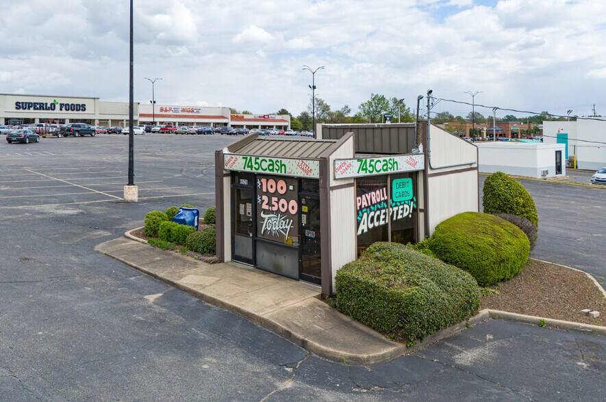 More Photos Of 6480-6532 Winchester Rd, Memphis Unknown For Lease