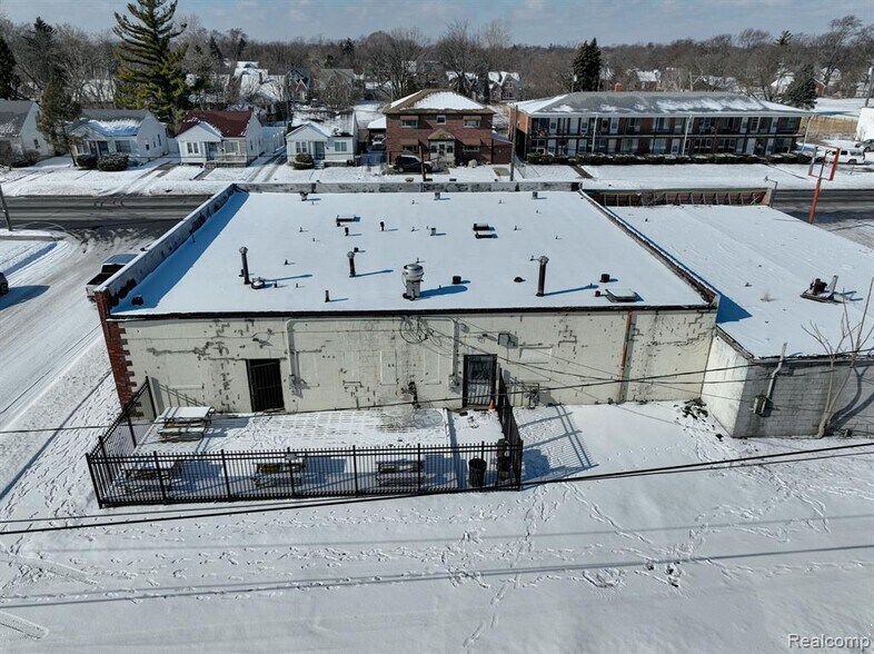 More Photos Of 19612 Schoenherr St, Detroit Specialty For Sale
