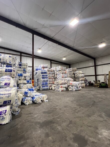 More Photos Of 5505 Linwood Dr, Tyler Warehouse For Sale