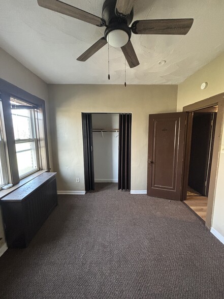 More Photos Of 1412 Connecticut St, Gary Apartments For Sale