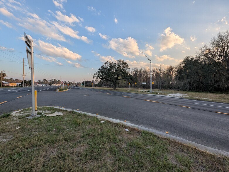 More Photos Of 275 S Highway 17 Hwy, East Palatka Land For Sale