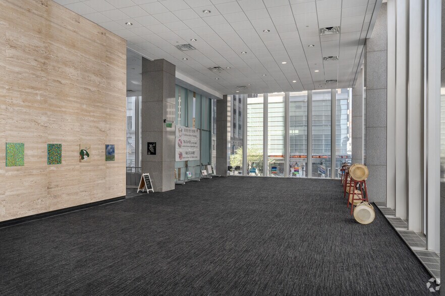 More Photos Of 1 N Charles St, Baltimore Medical For Sale