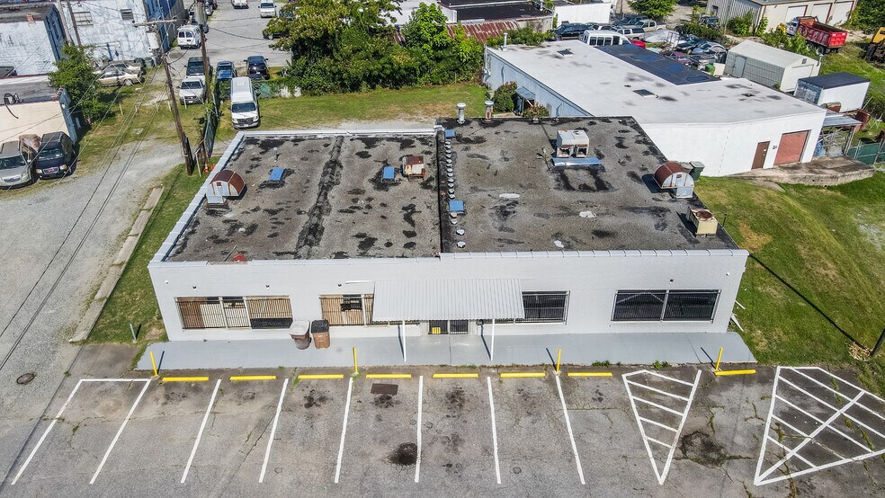 More Photos Of 611 Huffine Mill Rd, Greensboro Freestanding For Sale