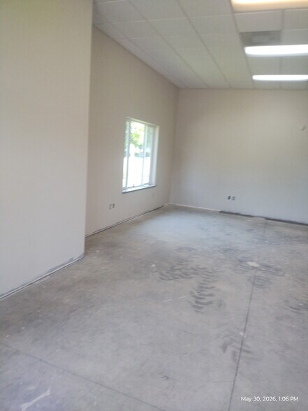 More Photos Of 3961 N Ann Ave, Fresno Warehouse For Lease