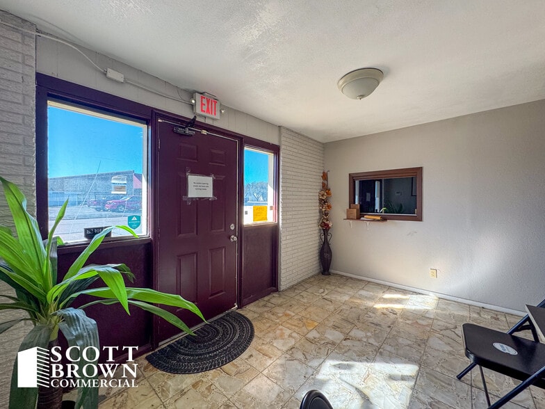 More Photos Of 3121 National Cir, Garland Distribution For Sale