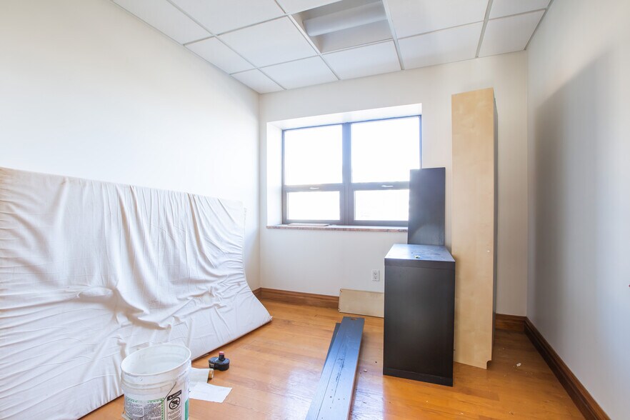 More Photos Of 1652 Atlantic Ave, Brooklyn Warehouse For Sale