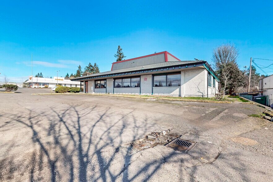 More Photos Of 3558 Wheaton Way, Bremerton Restaurant For Sale