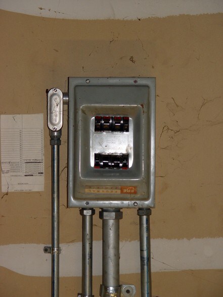 More Photos Of 2800 W 70th St, Shreveport Flex For Lease