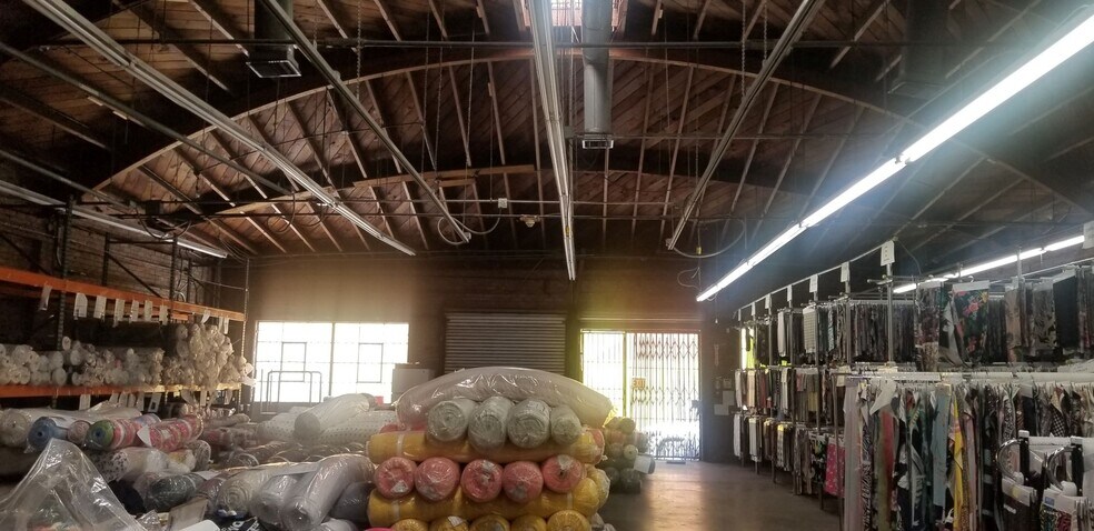 More Photos Of 1262-1264 S Boyle Ave, Los Angeles Manufacturing For Sale