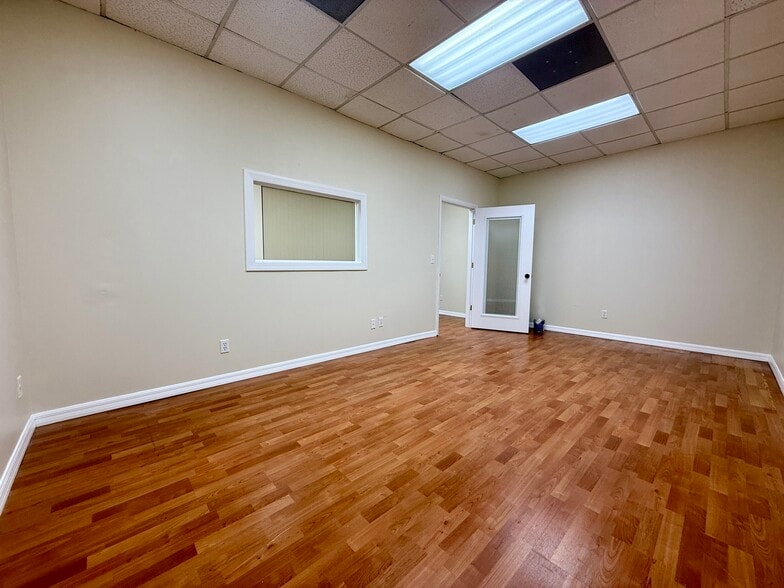 More Photos Of 14003-14019 N Dale Mabry Hwy, Tampa Medical For Lease