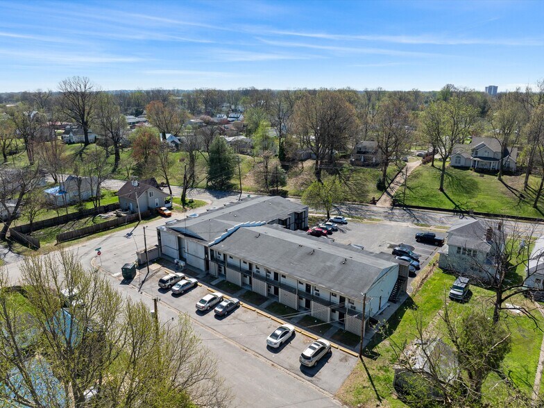 More Photos Of 1001 W Parrish Ave, Owensboro Apartments For Sale