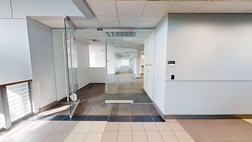 More Photos Of 7801 Nieman Rd, Shawnee Industrial For Lease