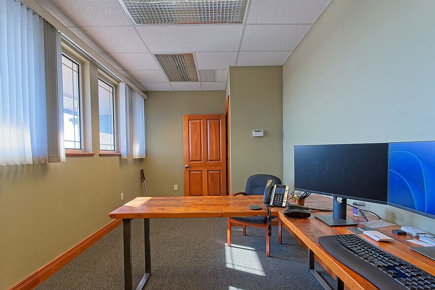 More Photos Of 10-24 Remick Blvd, Springboro Medical For Sale