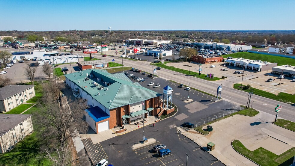 More Photos Of 1900 Belt hwy, Saint Joseph Department Store For Sale
