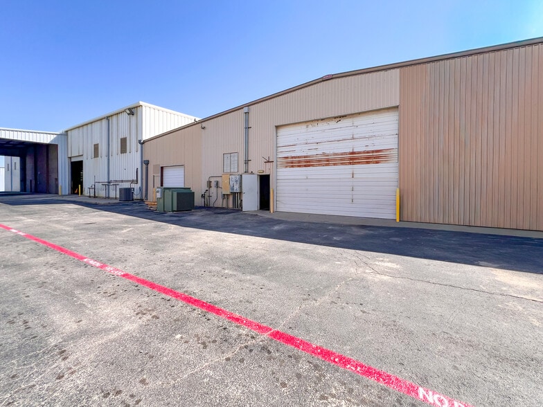 More Photos Of 1105 S Grandview Ave, Odessa Industrial For Sale