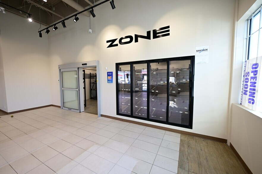 More Photos Of 28 Strathmoor Dr, Sherwood Park Freestanding For Lease