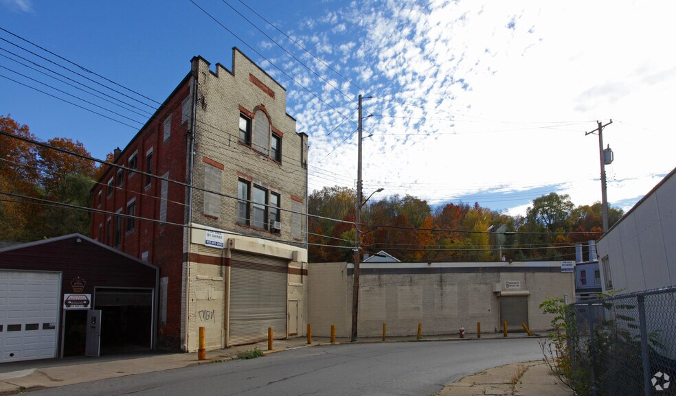 3190 McClure Ave, Pittsburgh, PA 15212 Warehouse For Sale
