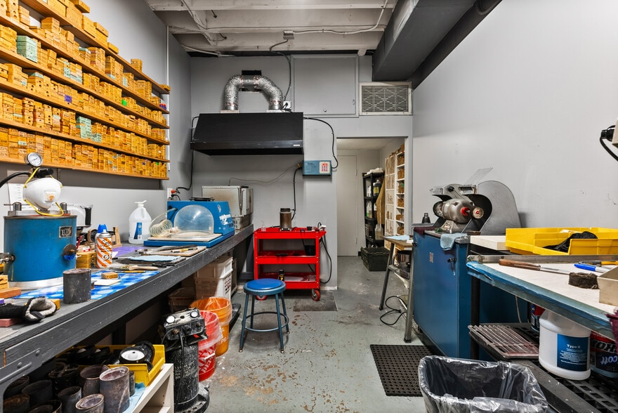 More Photos Of 3268 Motor Ave, Los Angeles Storefront Retail Office For Sale