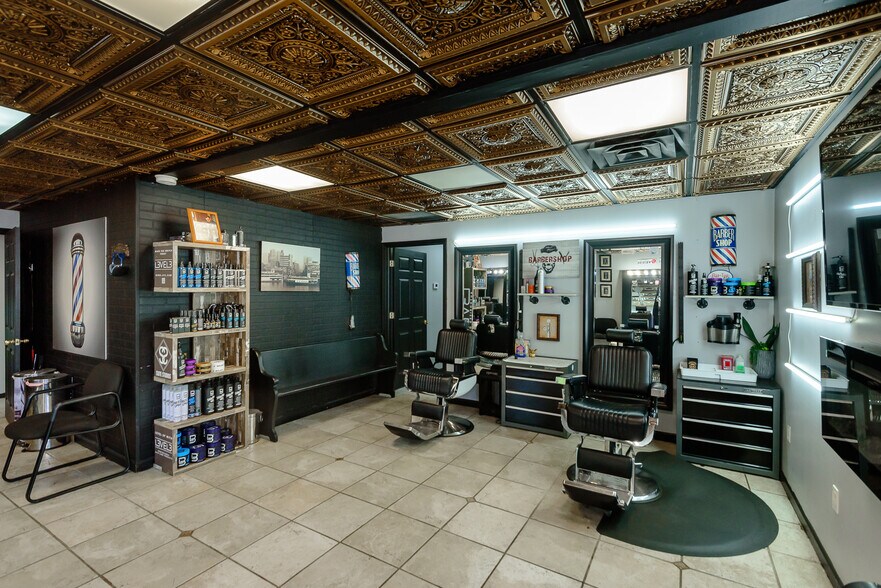 More Photos Of 573 E Huron River Dr, Belleville Freestanding For Sale