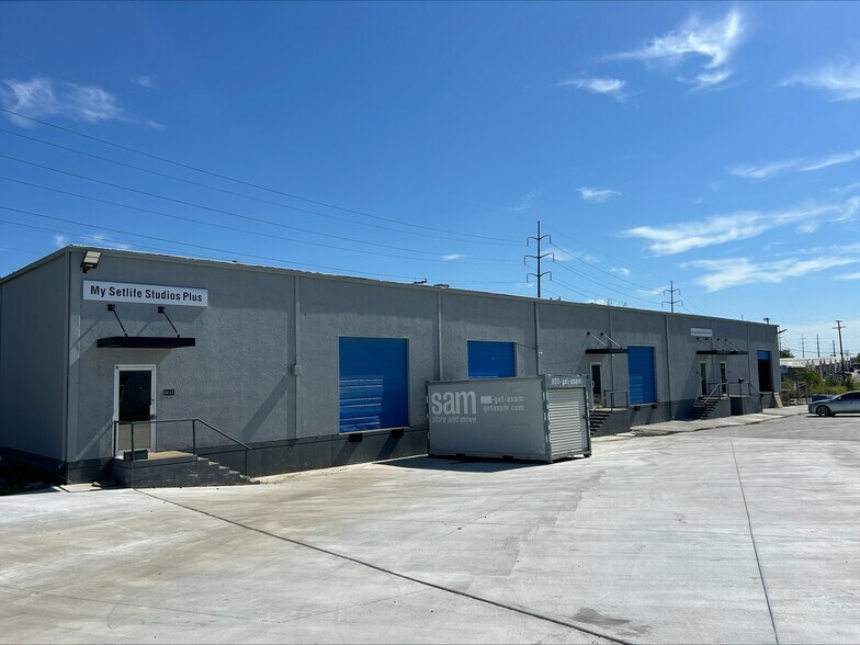 More Photos Of 5721 E Rosedale St, Fort Worth Unknown For Lease