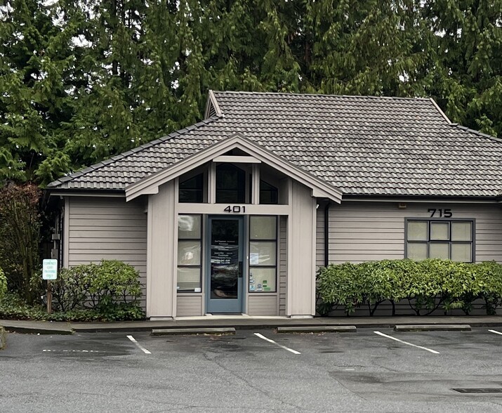 Primary Photo Of 715 N 182nd St, Shoreline Medical For Sale