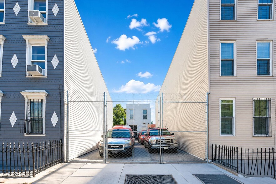 More Photos Of 192 Butler St, Brooklyn Land For Sale