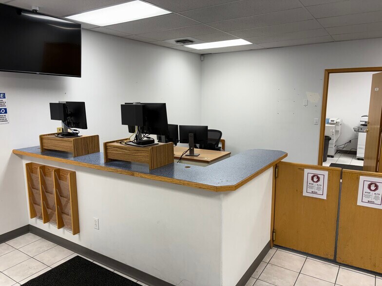 More Photos Of 6095 W Van Giesen St, West Richland Industrial For Sale