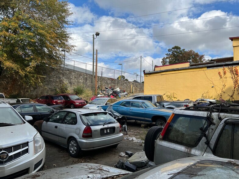More Photos Of 4835 Covington Hwy, Decatur Auto Repair For Sale