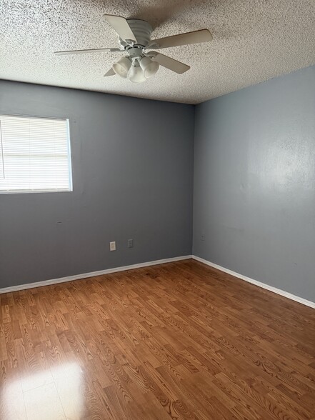 More Photos Of 2007 NW Lindy Ave, Lawton Apartments For Sale