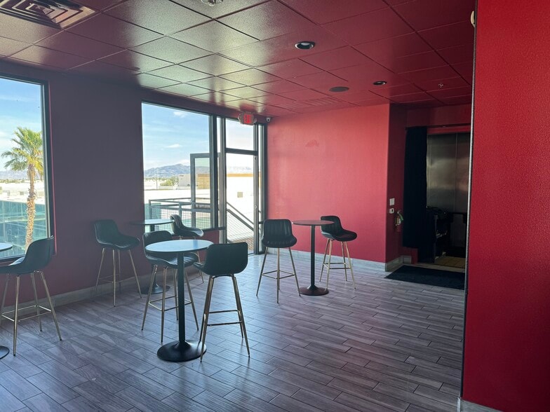 More Photos Of 1405 E Sunset Rd, Las Vegas Restaurant For Lease
