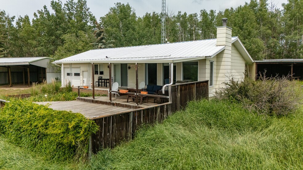More Photos Of Highway 20 Township Road 392 @ Hwy 20, Sylvan Lake Land For Sale