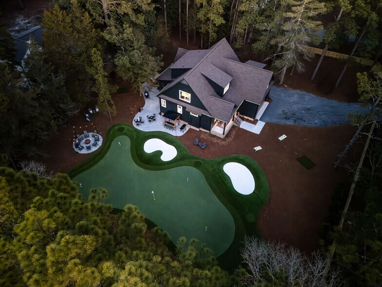 More Photos Of 180 Aiken Rd, Southern Pines General Retail For Sale