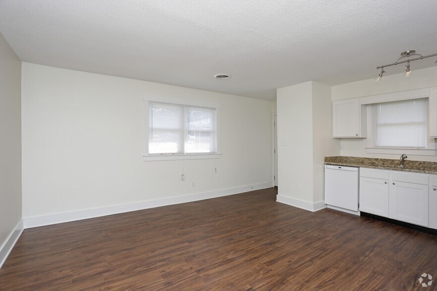 More Photos Of 30 Allen Ave, Asheville Apartments For Sale