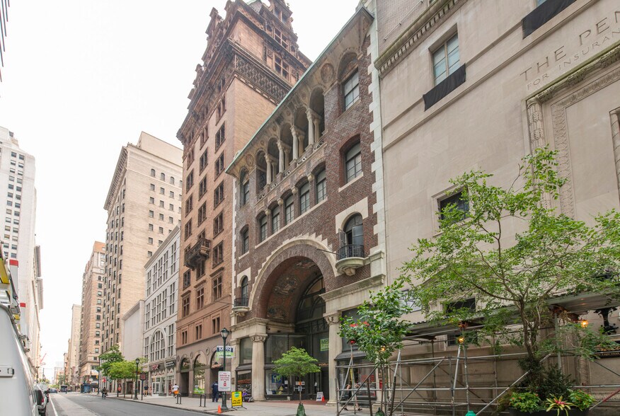 More Photos Of 1424-1426 Chestnut St, Philadelphia Office For Lease