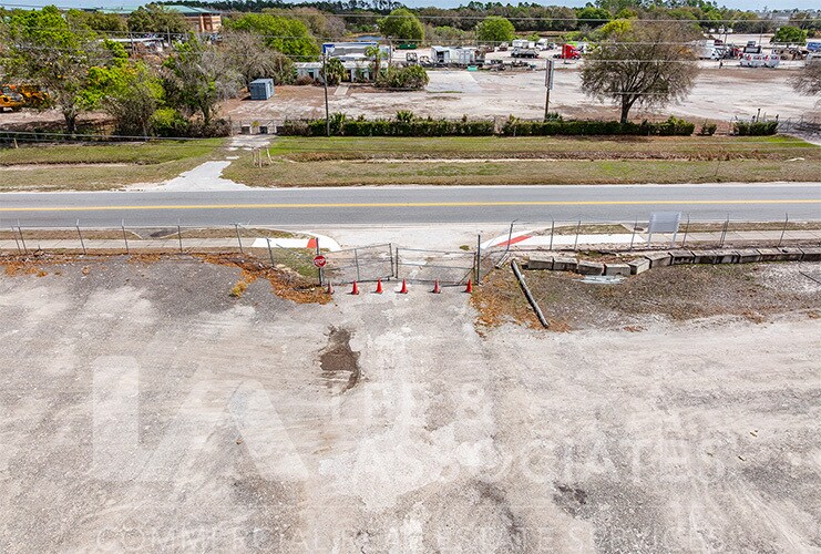 More Photos Of 9722 Boggy Creek Road, Orlando Industrial For Lease