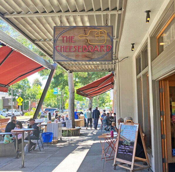 More Photos Of 1495 Shattuck Ave, Berkeley Storefront For Lease