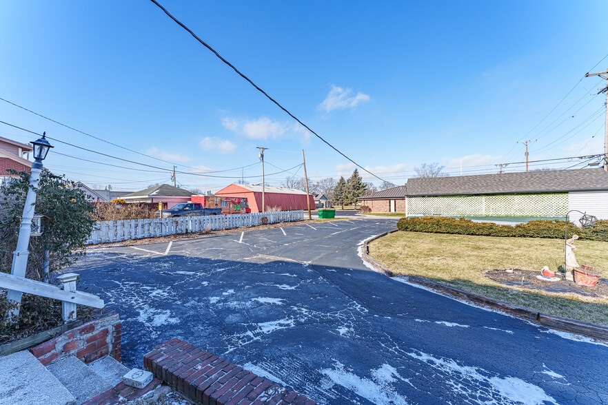 More Photos Of 101 W National Rd, Englewood Freestanding For Sale