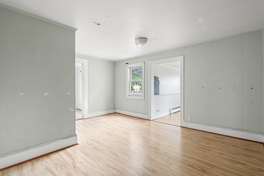 More Photos Of 1205 Massachusetts Ave, Arlington Storefront Retail Residential For Sale