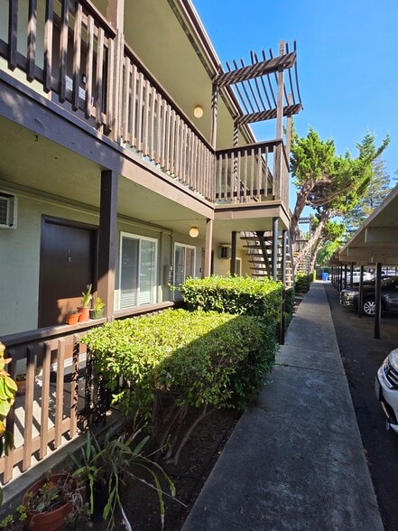 More Photos Of 1506 Garcez Dr, Concord Apartments For Sale