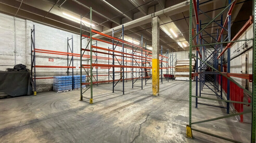 More Photos Of 3190 W 15th Ave, Hialeah Manufacturing For Lease