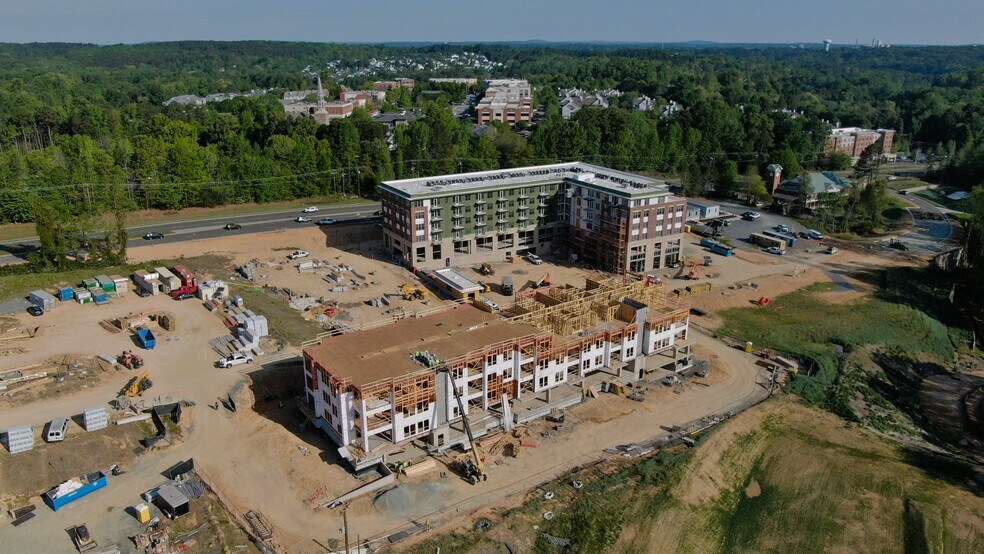 More Photos Of 4511 S Columbia St, Chapel Hill Apartments For Lease