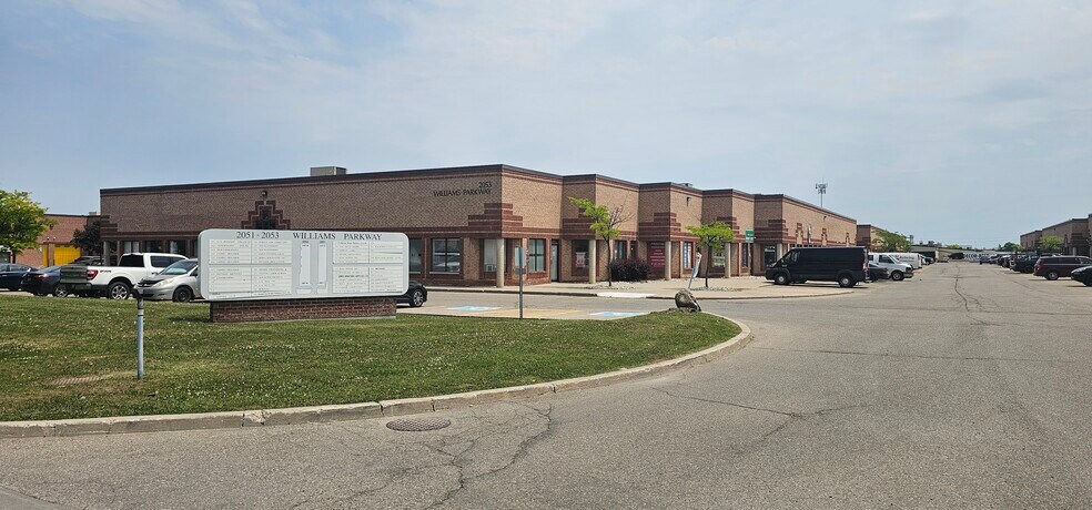 Primary Photo Of 2053 N Williams Pky, Brampton Light Distribution For Sale