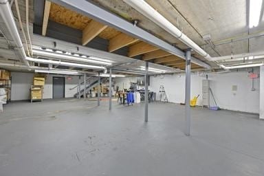 More Photos Of 5229 Madison Rd, Cincinnati Storefront Retail Office For Lease