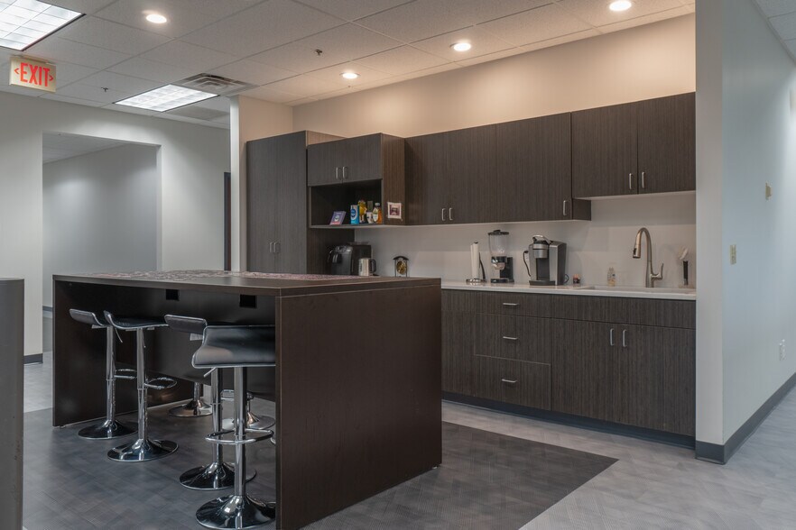 More Photos Of 1120 Pittsford Victor Rd, Pittsford Office For Sale