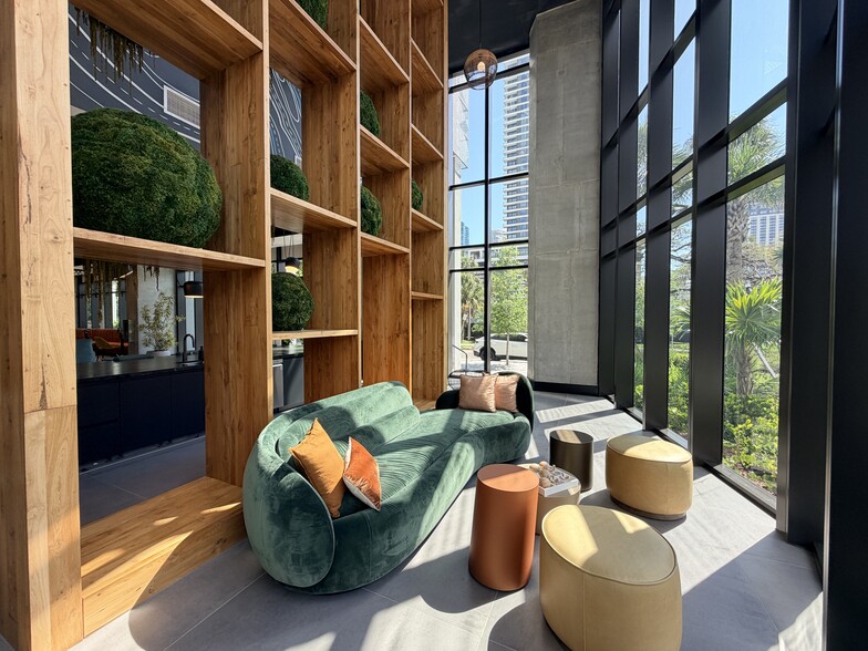 More Photos Of 460 SW 4th Ave, Fort Lauderdale Apartments For Lease